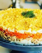 Салат Мимоза с горбушей и сыром