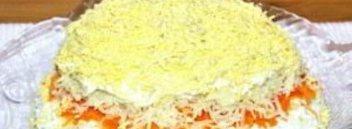 салат мимоза с маслом. Шаг 9