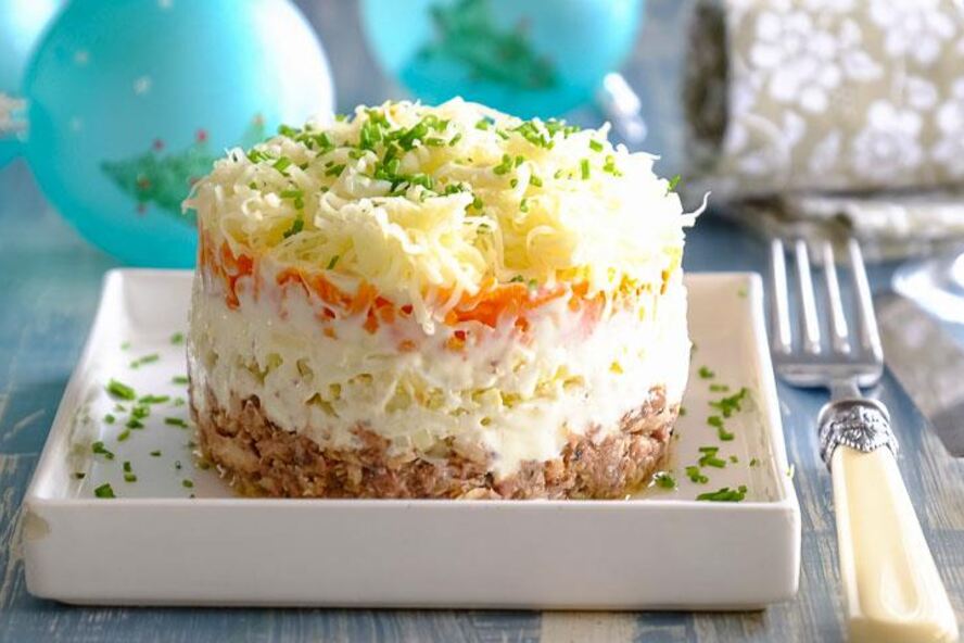 Рецепт салата мимоза с сайрой