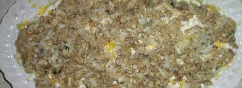 салат мимоза с сардиной. Шаг 33