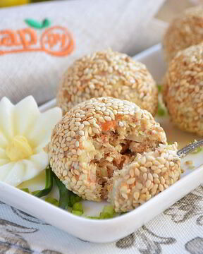 Салатные шарики Мимоза