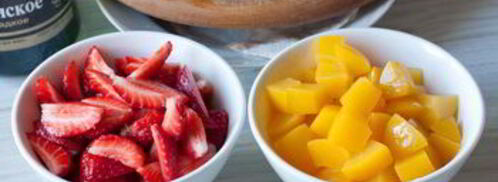 желе мимоза с персиками и клубникой. Шаг 8