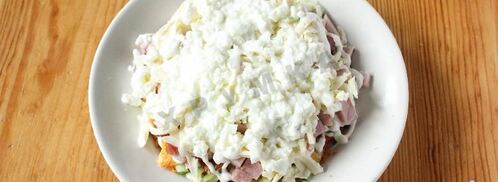 салат орхидея с чипсами и ветчиной. Шаг 7