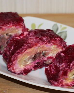 Рулет из сельди под шубой