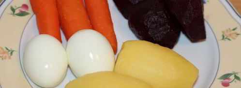 рулет из сельди под шубой. Шаг 3