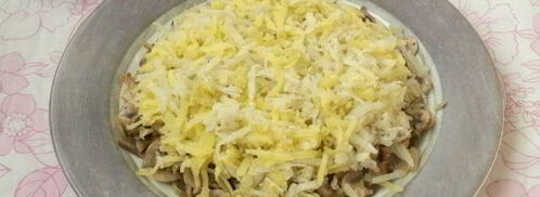 салат грибы под шубой. Шаг 7