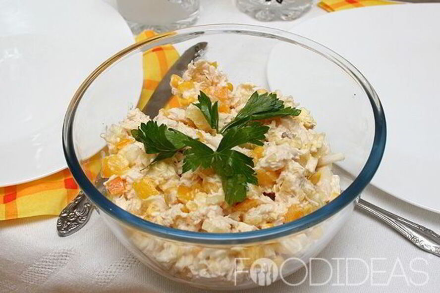 Рецепт салата с сыром и ананасом