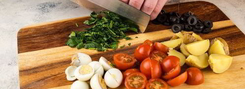 салат с тунцом и пряной заправкой. Шаг 4