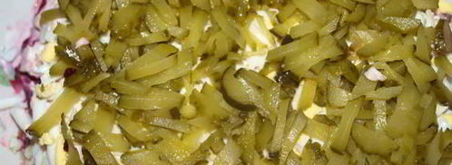 салат со свеклой, курицей и сельдереем. Шаг 8