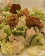 Низкокалорийный салат Цезарь