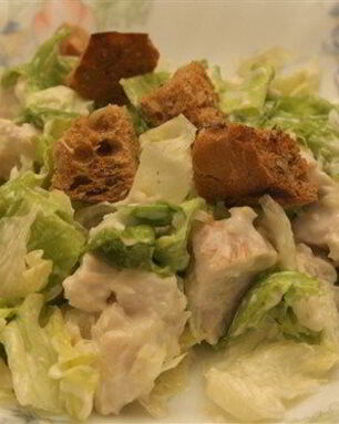 Низкокалорийный салат Цезарь