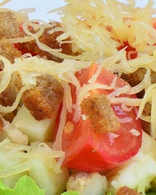 Салат Цезарь с фетой