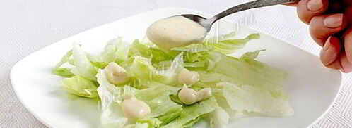 салат цезарь с копченой курицей. Шаг 7