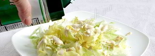 салат цезарь с копченой курицей. Шаг 8