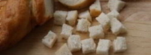 салат цезарь с куриной грудкой. Шаг 3