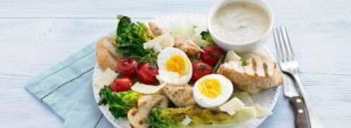 салат цезарь с помидорами. Шаг 8