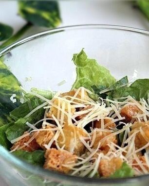 Цезарь без курицы с сухариками