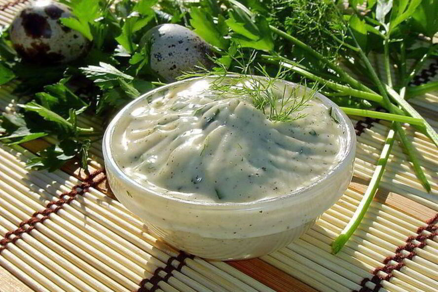 Рецепт майонеза на перепелиных яйцах с зеленью