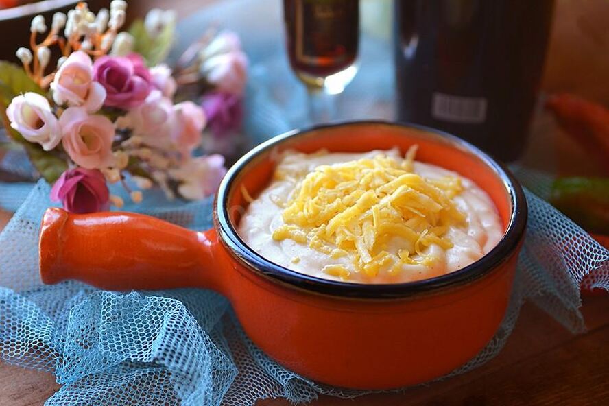 Рецепт соуса бешамель с сыром