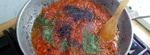 соус для пиццы на помидорах и луке. Шаг 5