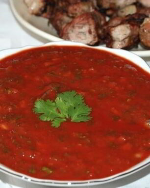 Соус из томатной пасты к шашлыку