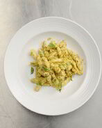 Домашняя паста бузиате с песто алла трапанезе