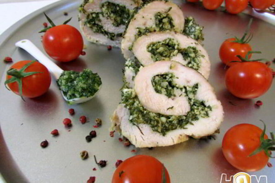 Рецепт филе индейки с соусом песто из укропа