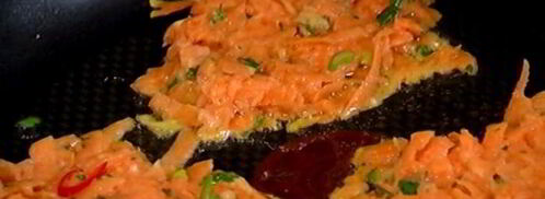 оладьи из сладкого картофеля с соусом песто. Шаг 8