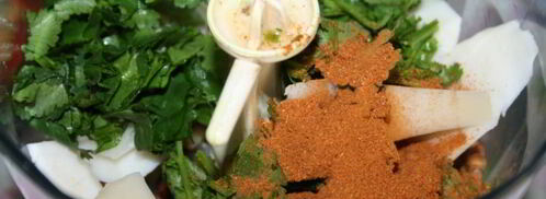 острый песто с козьим сыром и кинзой. Шаг 3