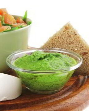 Песто из рукколы и грецких орехов