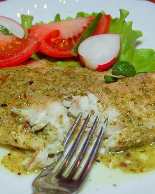 Рыба с соусом Песто