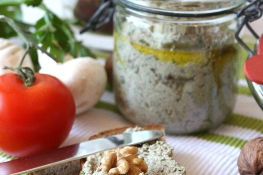 Рецепт соуса песто из грибов с рикоттой