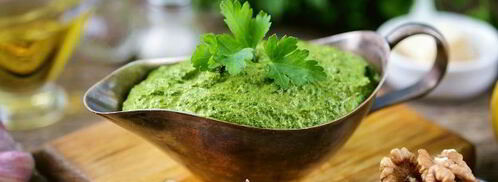 соус песто из первой зелени. Шаг 9