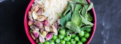 спагетти с соусом песто из зеленого горошка, фисташек и мяты. Шаг 3