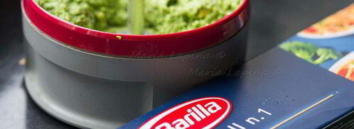 спагетти с соусом песто из зеленого горошка, фисташек и мяты. Шаг 4