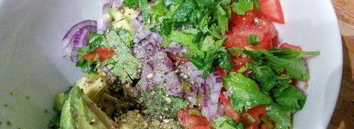 лосось с соусом сальса из авокадо. Шаг 3