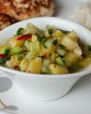 Огуречно-ананасовая сальса