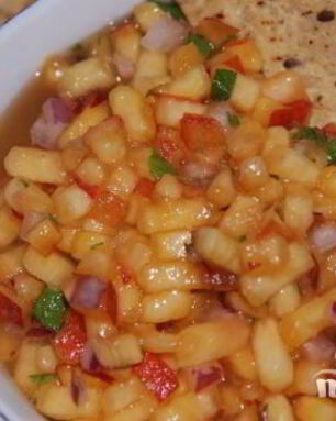 Персиковая сальса с кинзой, мятой и имбирем