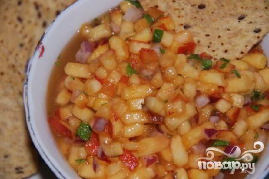 Рецепт персиковой сальсы с кинзой, мятой и имбирем