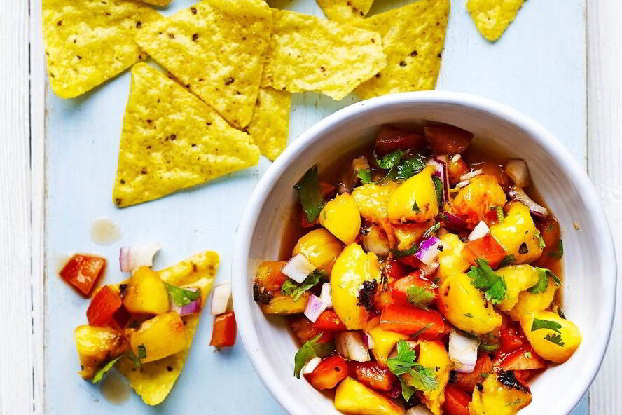 Рецепт сальсы из персиков на гриле