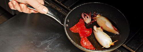 фаршированные кальмары на тартаре из томатов. Шаг 5