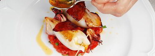 фаршированные кальмары на тартаре из томатов. Шаг 8