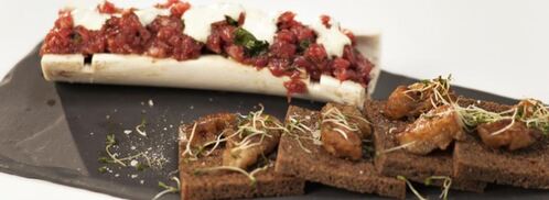 тартар из говядины с мозговой косточкой. Шаг 6