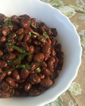 Фасоль с Ткемали