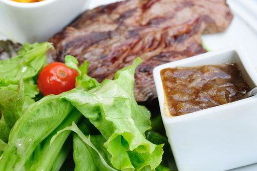 Рецепт заправки из печеного чеснока, соевого соуса и имбиря