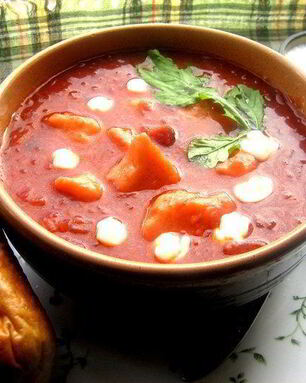 Борщ с картофельными ньокками