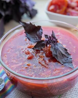 Борщ с пекинской капустой