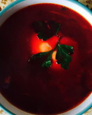 Борщ с вяленой свининой