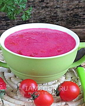 Красный борщ с фасолью и копченостями