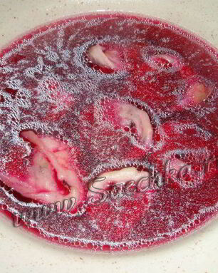 Квашеный борщ с ушками